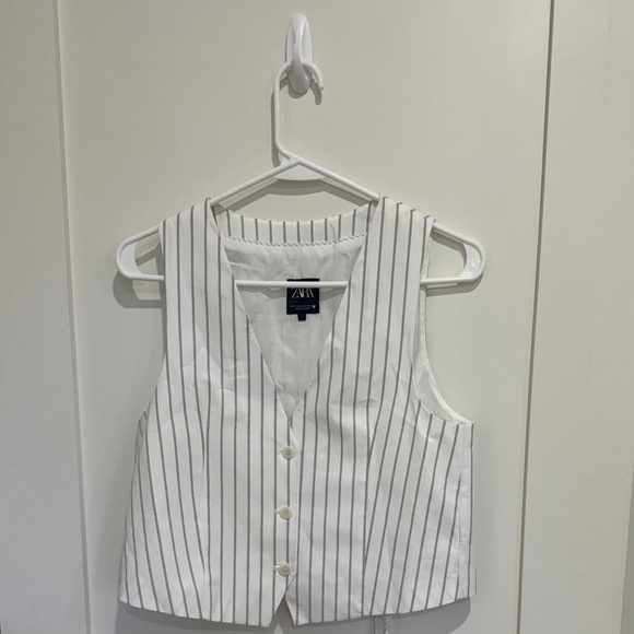 Zara Tops - Zara Ivory Pinstripe Vest